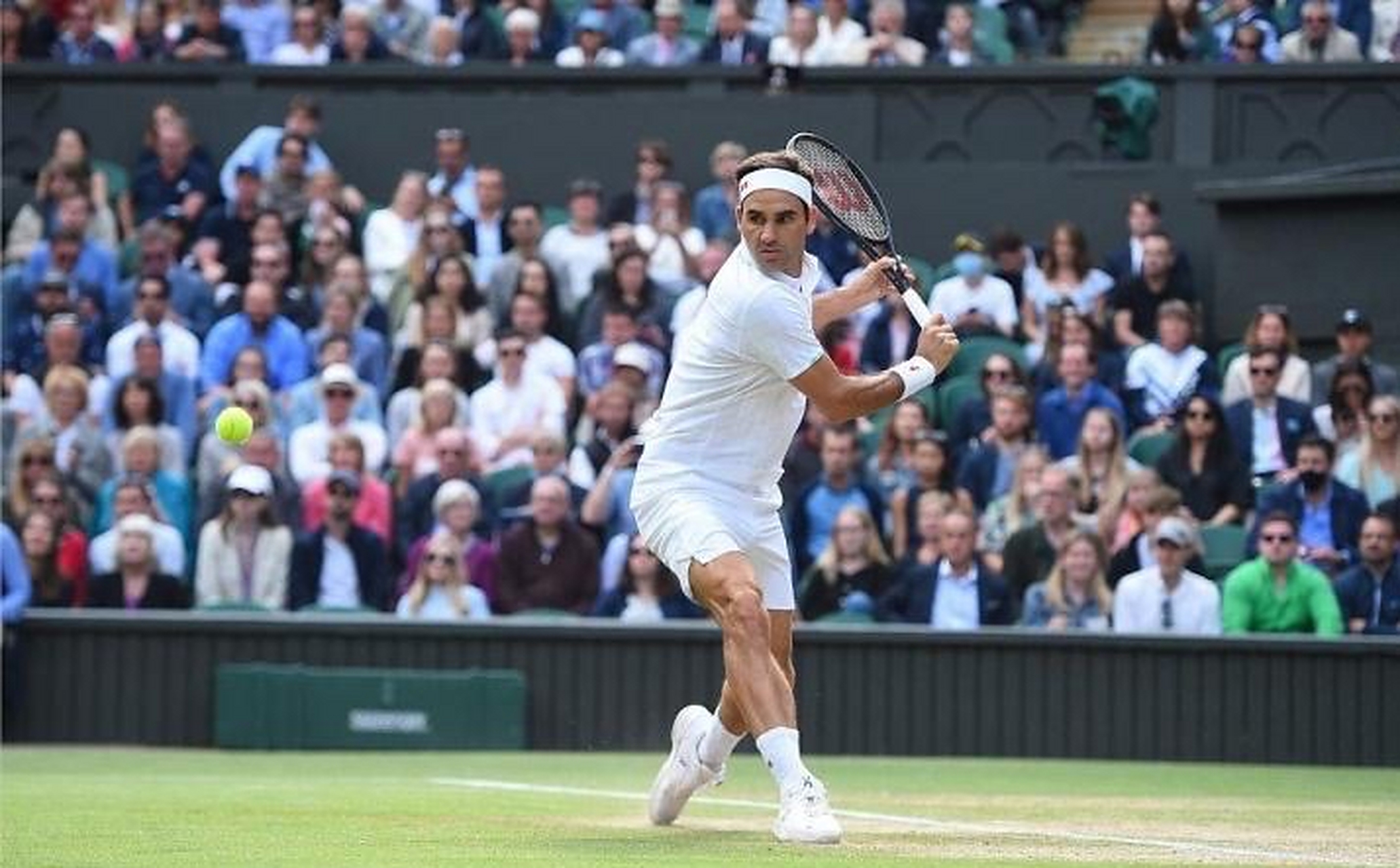 掘金引发争议！，费德勒官方宣布大比分获胜新规热度持续攀升(掘金连续两轮13翻盘)