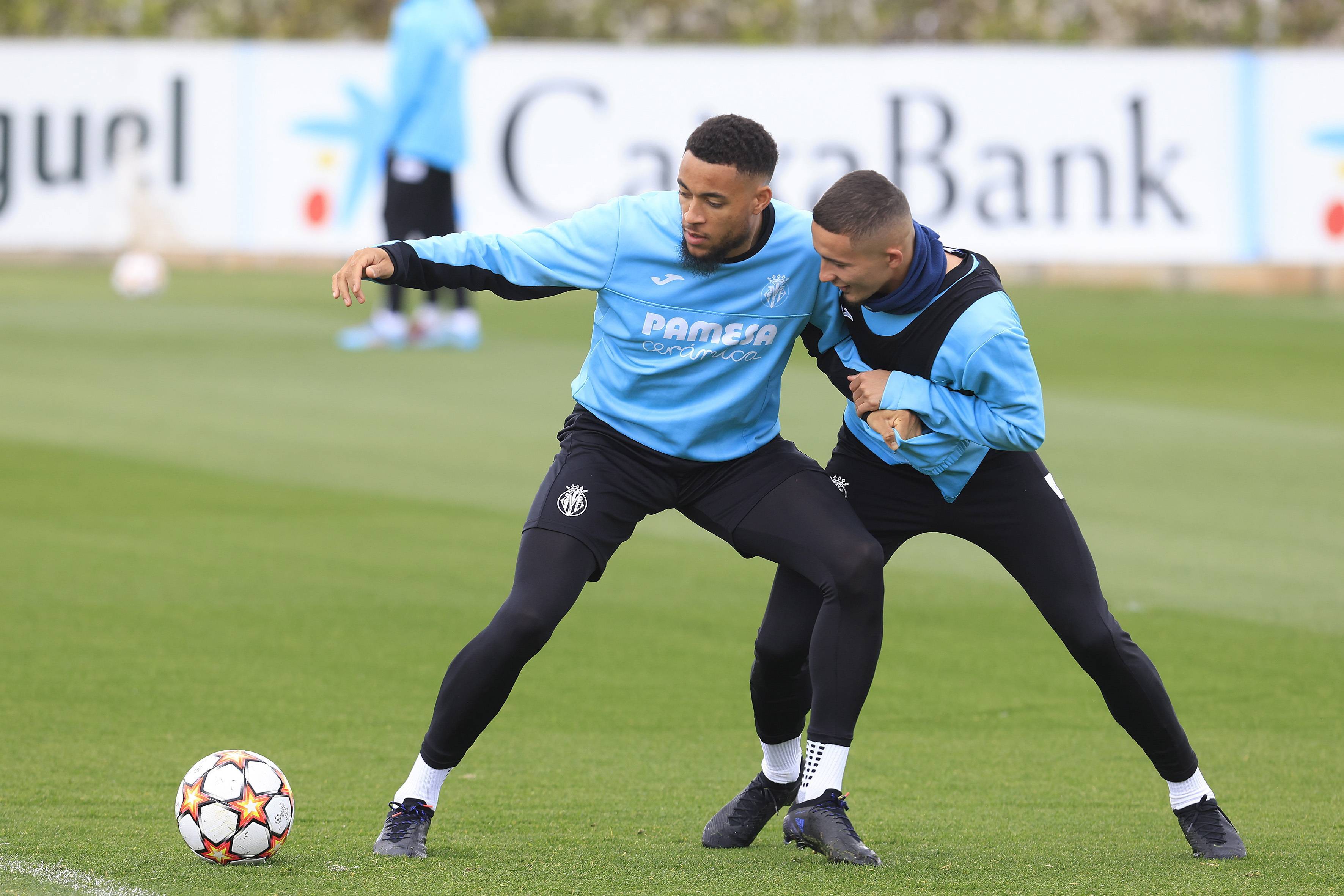 比利亚雷亚尔训练开放日，今晚止住颓势引欢呼，德甲在即，数据趋势出现新变化的简单介绍