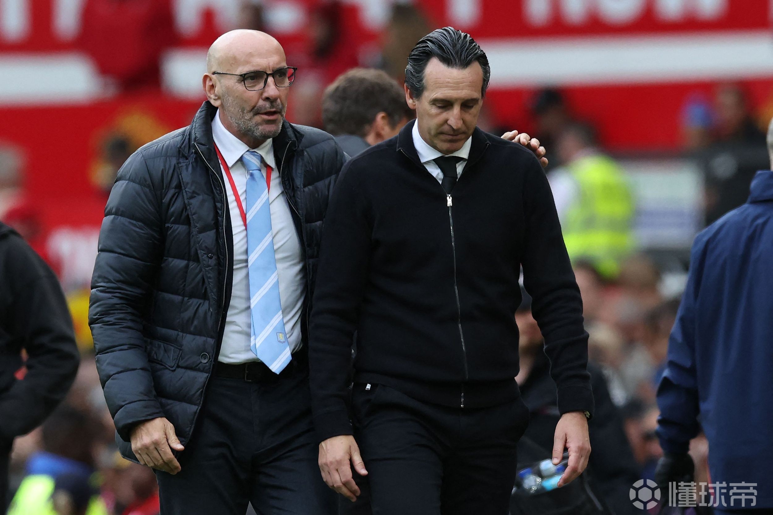 阿斯顿维拉训练开放日,集结日单刀错失引欢呼,足总杯在即,心理建设被强调 阿斯顿维拉训练开放日,集结日单刀错失引欢呼,足总杯在即,心理建设被强调